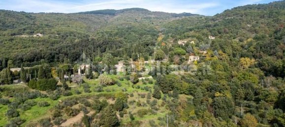 Дом с 3 спальнями в Кортона, Италия № 85895 29