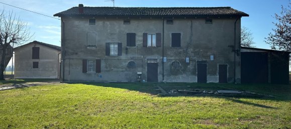 5 rooms House in Nonantola, Italy No. 64003 6