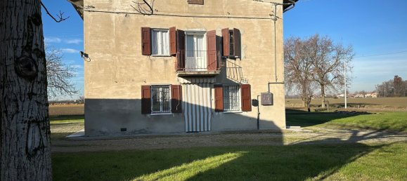5 rooms House in Nonantola, Italy No. 64003 4