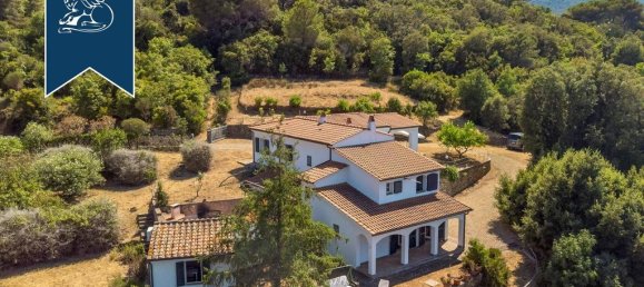 5 bedrooms Villa in Marciana Marina, Italy No. 69451 3