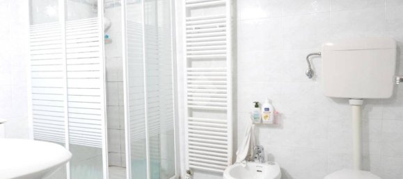 2 bedrooms House in Ravenna, Italy No. 333787 11