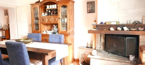 2 bedrooms House in Ravenna, Italy No. 333787 2