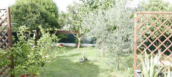 2 bedrooms House in Ravenna, Italy No. 333787 3