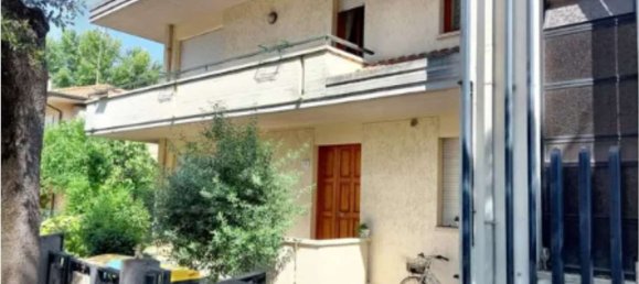 Apartamento de 5 habitaciónes en Cattolica, Italy No. 12112 23
