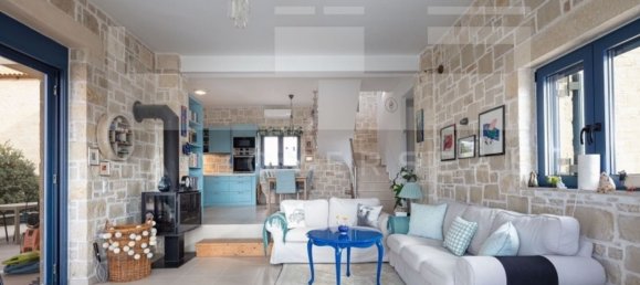 3 bedrooms Villa in Crete, Greece No. 8713 10