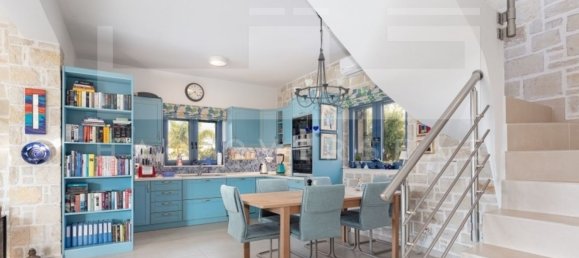 3 bedrooms Villa in Crete, Greece No. 8713 5