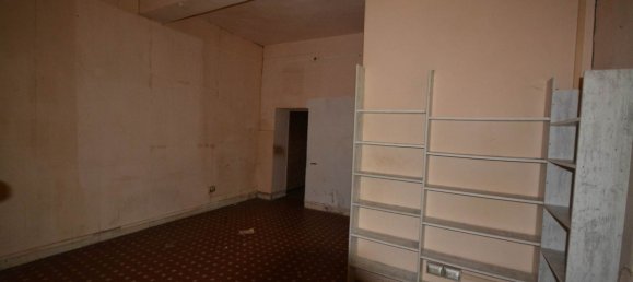 6 rooms House in Piacenza, Italy No. 217382 25