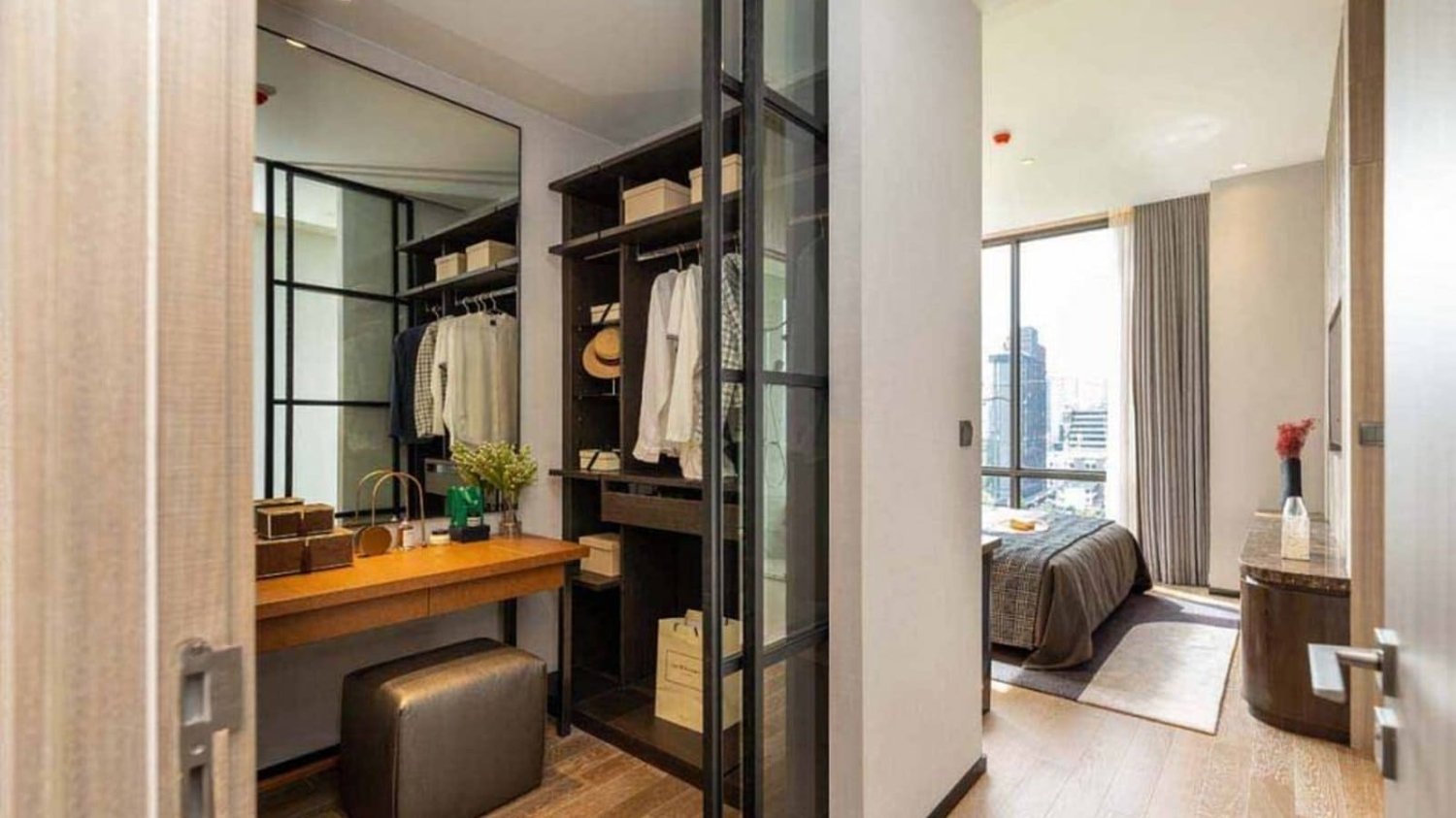 1 Schlafzimmer Eigentumswohnung in Muniq Langsuan Bangkok, Thailand, Nr. 28301