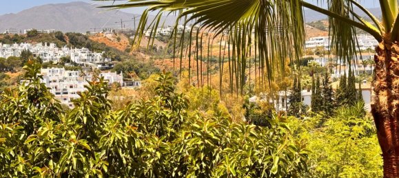 Apartamento de 2 dormitorios en Estepona, Spain No. 137526 17