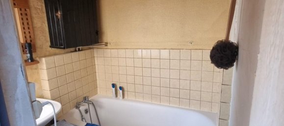 2 bedrooms House in Estaires, France No. 278250 6