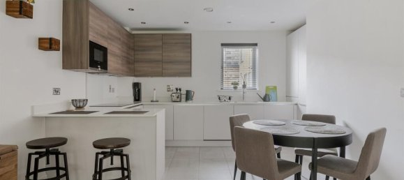 2 bedrooms Apartment in Epsom, United Kingdom No. 9710 12