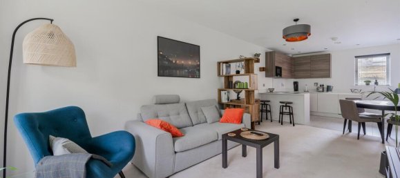 2 bedrooms Apartment in Epsom, United Kingdom No. 9710 16