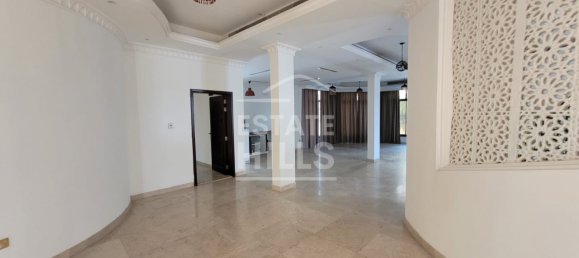 Villa de 6 dormitorios en Al Barsha, UAE No. 8701 3