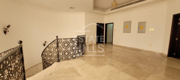 Villa de 6 dormitorios en Al Barsha, UAE No. 8701 4
