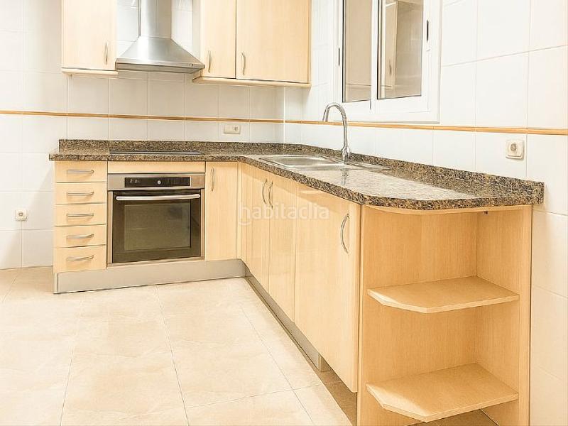 Apartamento de 3 dormitorios en El Vendrell, Spain No. 235479