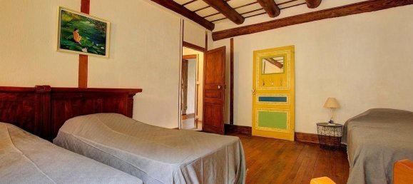 9 chambres Appartement à Ain, France No. 333438 3