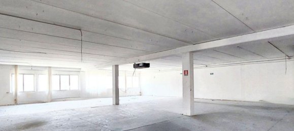 Lagerhaus in San Salvo, Italy 840m², Nr. 375611 2