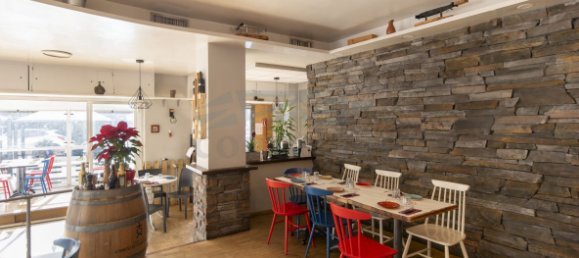 1 room Commercial property in Rome, Italy No. 129050 11