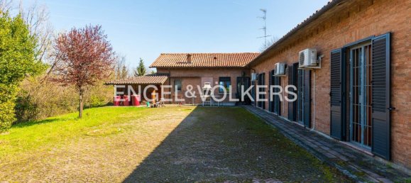 5 bedrooms Villa in Dozza, Italy No. 127232 20