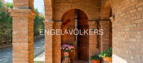 5 bedrooms Villa in Dozza, Italy No. 127232 16