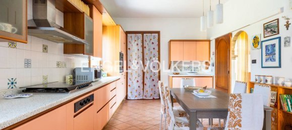 5 bedrooms Villa in Dozza, Italy No. 127232 7