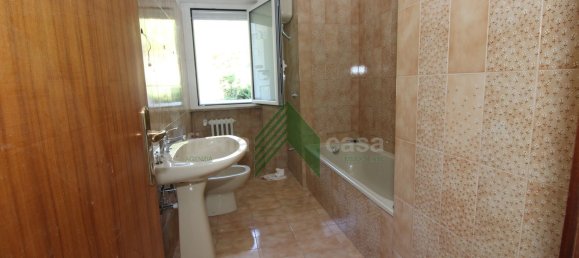 Apartamento de 4 dormitorios en Teramo, Italy No. 344880 24