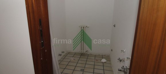 Apartamento de 4 dormitorios en Teramo, Italy No. 344880 25