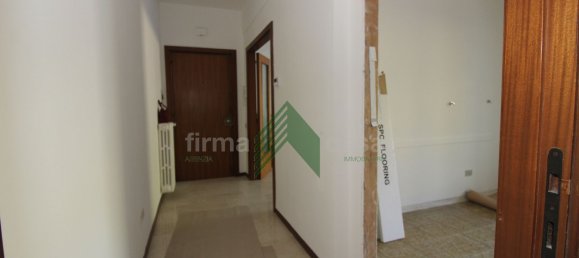 Apartamento de 4 dormitorios en Teramo, Italy No. 344880 14