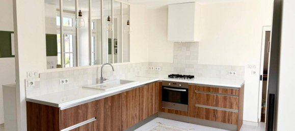 2 bedrooms House in La Chapelle-la-Reine, France No. 329910 3