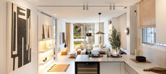 2 bedrooms Apartment in Marbella, Spain No. 130538 3