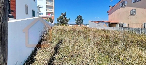 378m² Land in Entroncamento, Portugal No. 77095 3