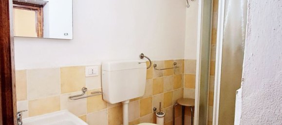 Квартира с 2 спальнями в Кастельсардо, Италия № 334430 5