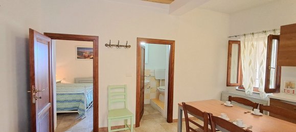 Квартира с 2 спальнями в Кастельсардо, Италия № 334430 3