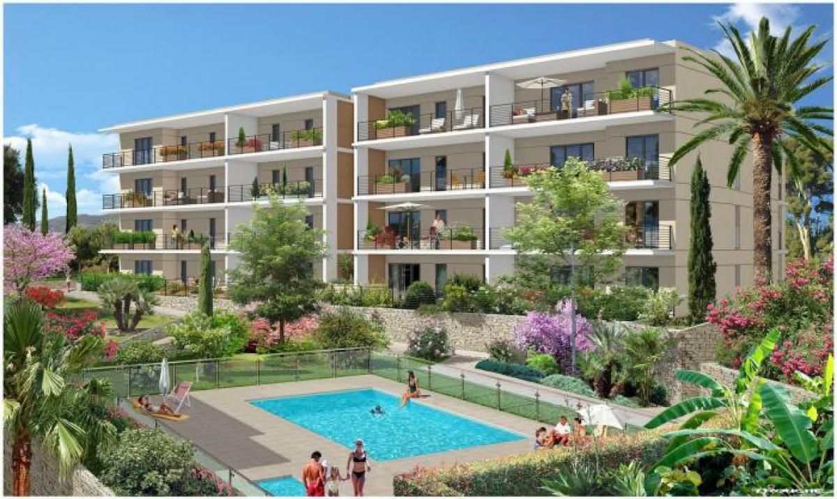  Land in Vallauris, France No. 21636