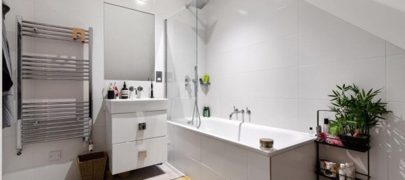 2 bedrooms Commercial property in London, United Kingdom No. 4578 3