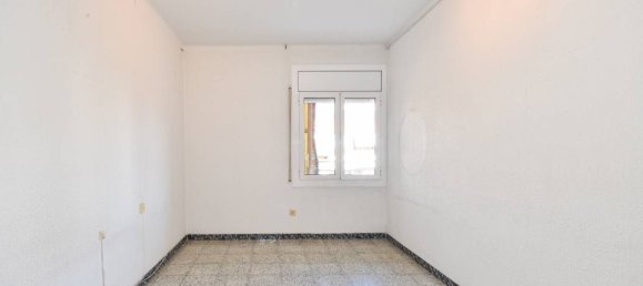 Apartamento de 3 dormitorios en Mollet del Vallès, Spain No. 182418 8