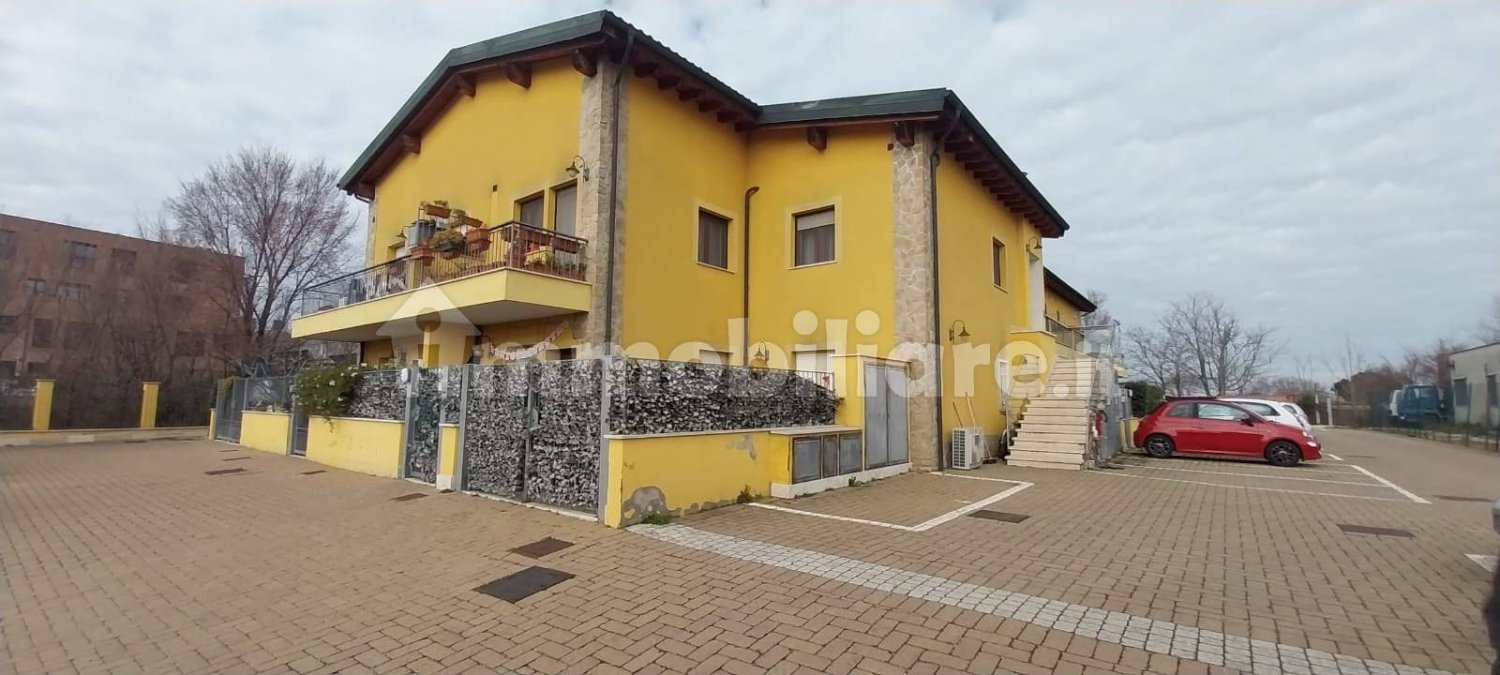 2 bedrooms Apartment in Rome, Italy No. 138129