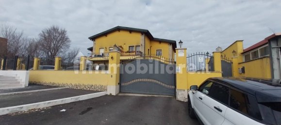 2 bedrooms Apartment in Rome, Italy No. 138129 3