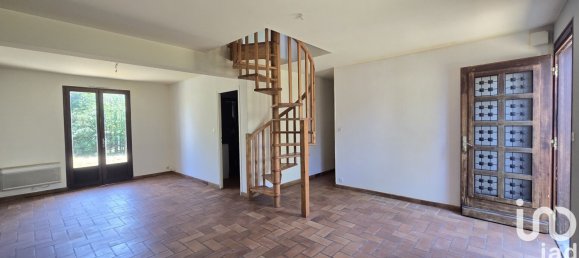 Casa de 4 dormitorios en La Chapelle-Saint-Mesmin, France No. 286977 2