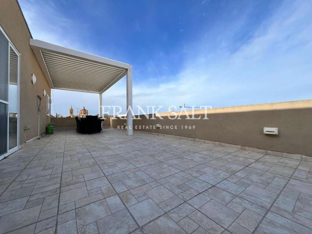 4 bedrooms Penthouse in Balzan, Malta No. 5315