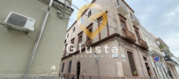 2 rooms House in Brindisi, Italy No. 30181 2