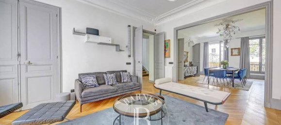 5 Schlafzimmer Haus in Versailles, France, Nr. 131248 2