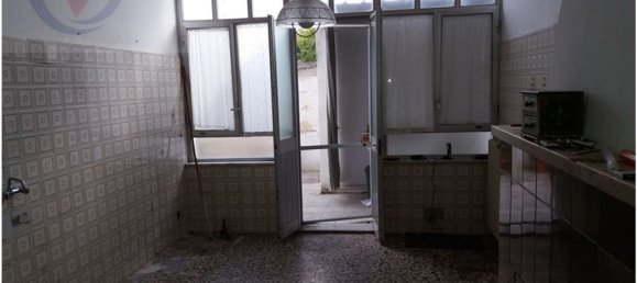 7 rooms House in Maglie, Italy No. 161649 6