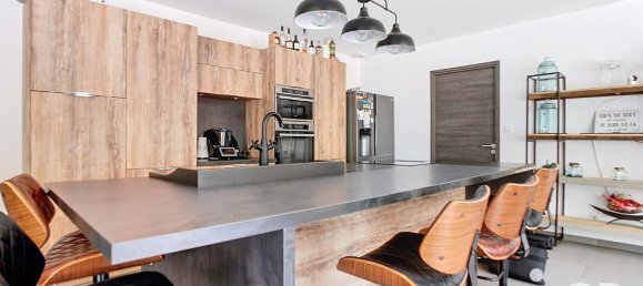 5 Schlafzimmer Haus in Lumbres, France, Nr. 59760 4