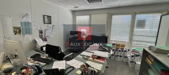 160m² Office in Avignon, France No. 290119 3