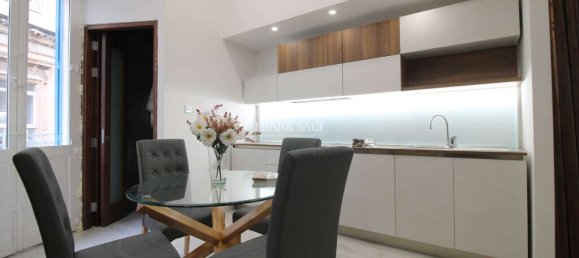 2 غرف نوم شقة في Sliema, Malta رقم 9813 2