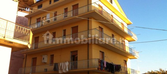 Квартира с 3 спальнями в Ламеция Терме, Италия № 119003 2