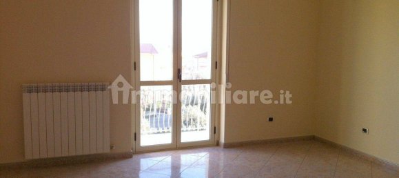 Квартира с 3 спальнями в Ламеция Терме, Италия № 119003 15