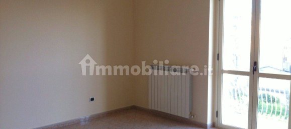 Квартира с 3 спальнями в Ламеция Терме, Италия № 119003 4