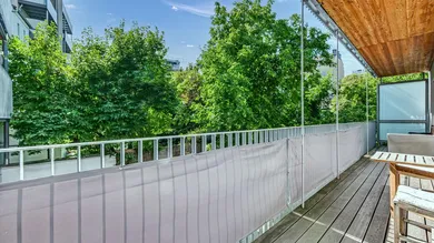 5 rooms Apartment in Linz, Austria No. 204023